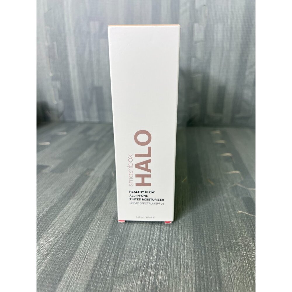 Smashbox Halo Tinted Moisturizer SPF 25 – 1.4 oz NIB (Multiple Shades Available)